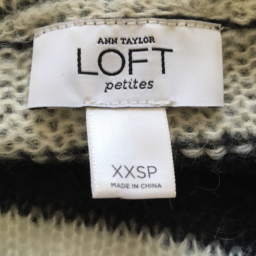 Sweater - Picture 5 of 5